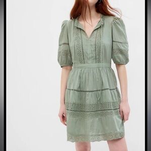 GAP Green Puff Sleeve Lace Dress Size Medium Tall Peasant Boho Dress
